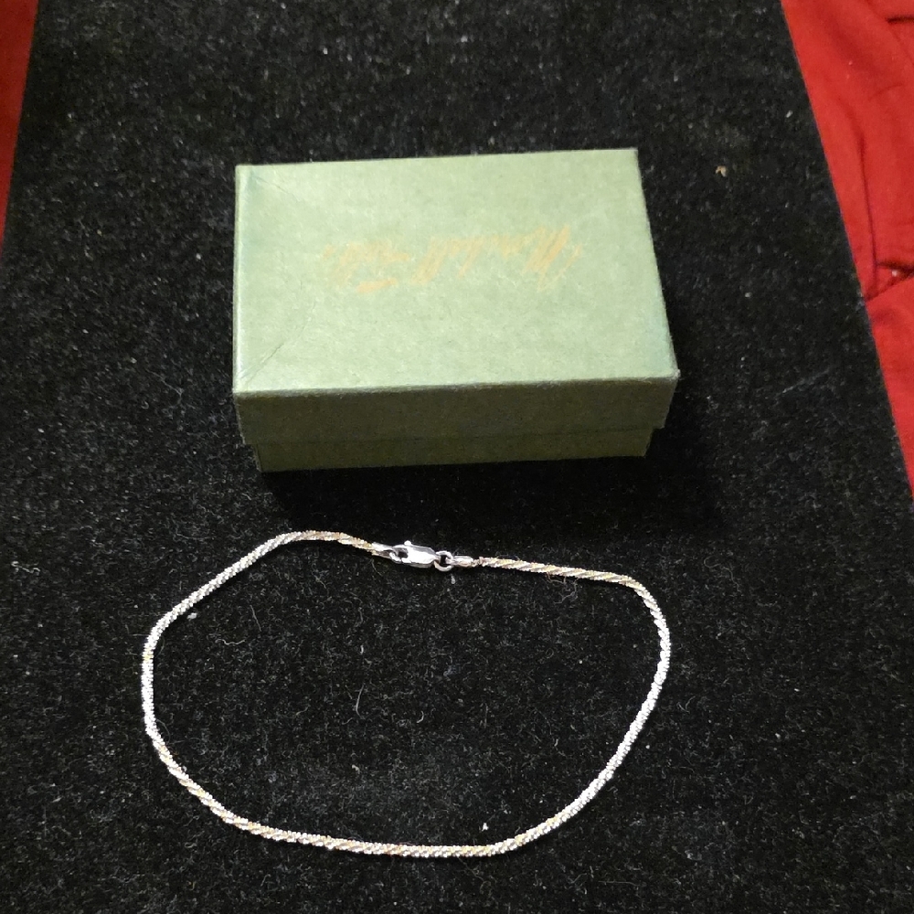 VINTAGE ELEGANT 9.25 SILVER ANKLET